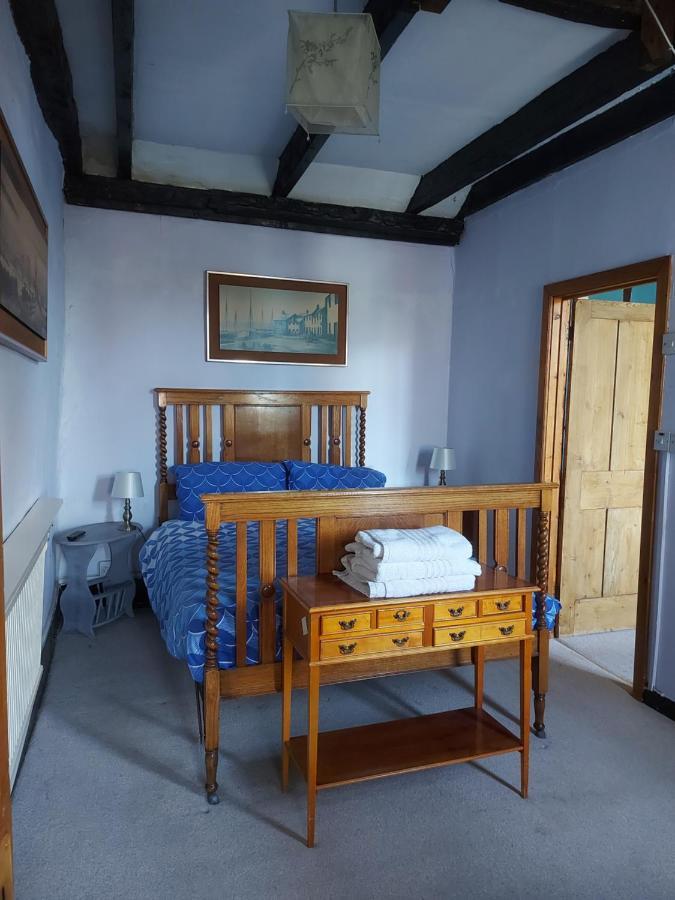 The Swan Inn 哈里奇 外观 照片