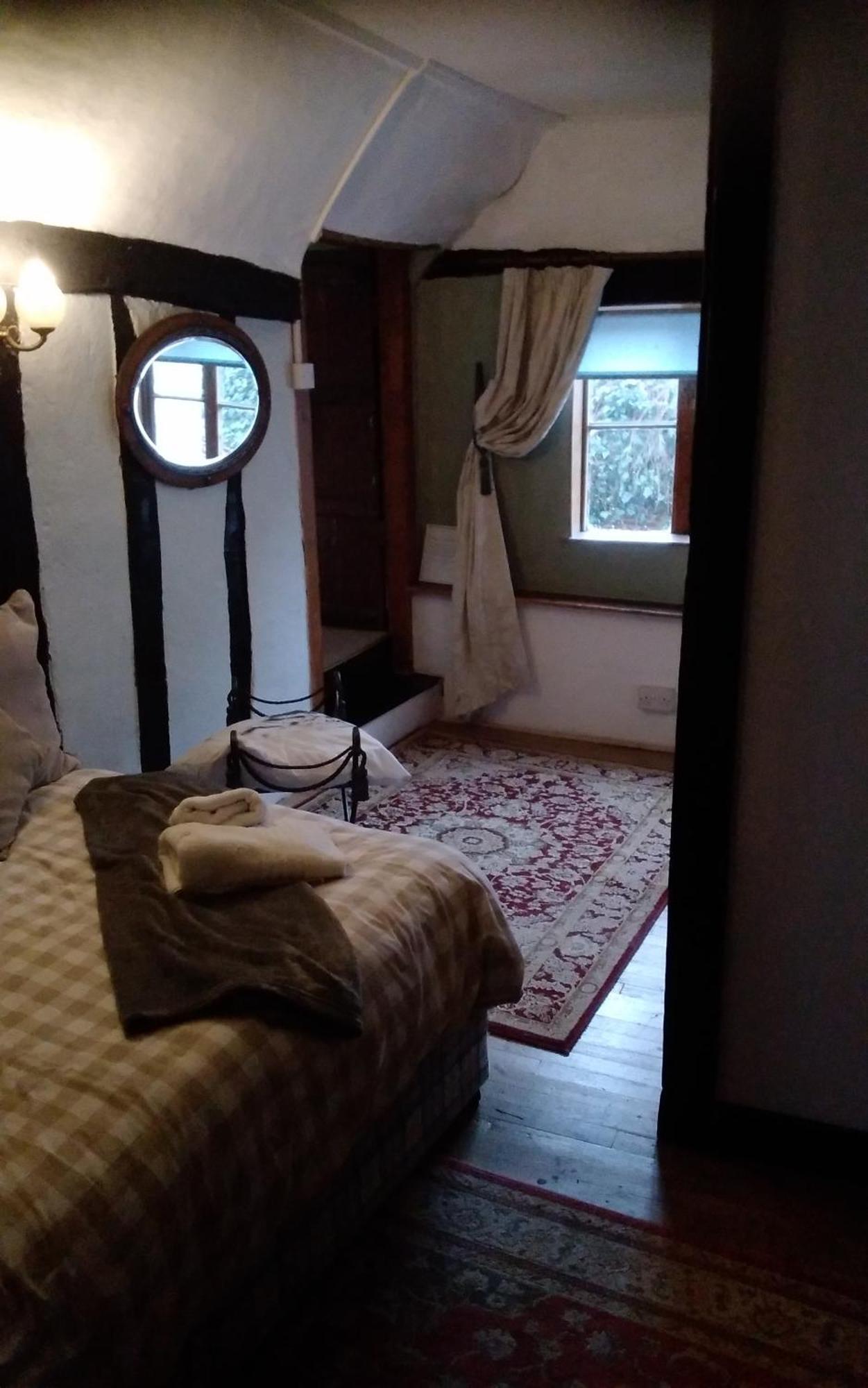 The Swan Inn 哈里奇 外观 照片